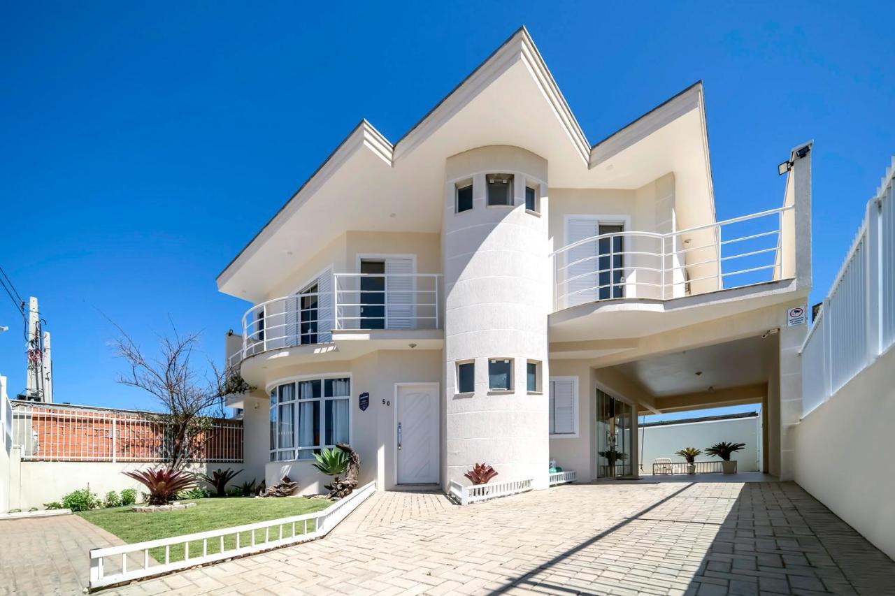 Casa De Praia Em Bombinhas Beach House Exterior photo