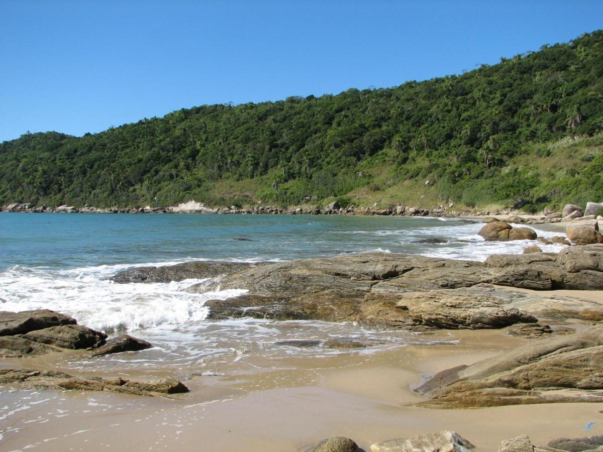 Casa De Praia Em Bombinhas Beach House Exterior photo