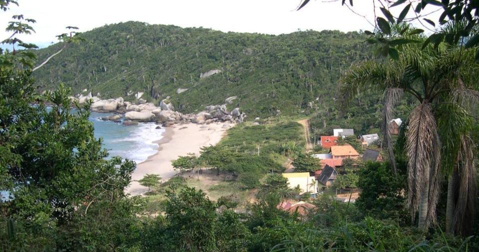 Casa De Praia Em Bombinhas Beach House Exterior photo
